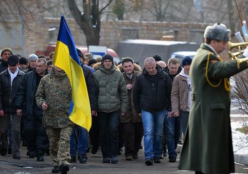 В Украине с четверга, 18 июня 2015 г., стартует шестая волна частичной мобилизации, на данный момент заключительная. Дополнительная военная мобилизация вызвана значительным напряжением ситуации на востоке страны.