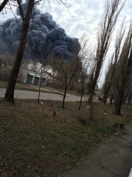 пожар на заводе в Днепропетровской обл в городе Новомосковске