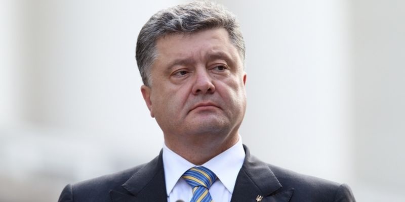 Порошенко посмертно награждает бойцов