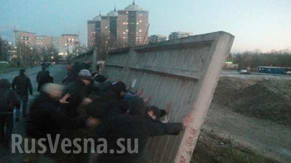 стычка между застройщиком и горожанами Киева