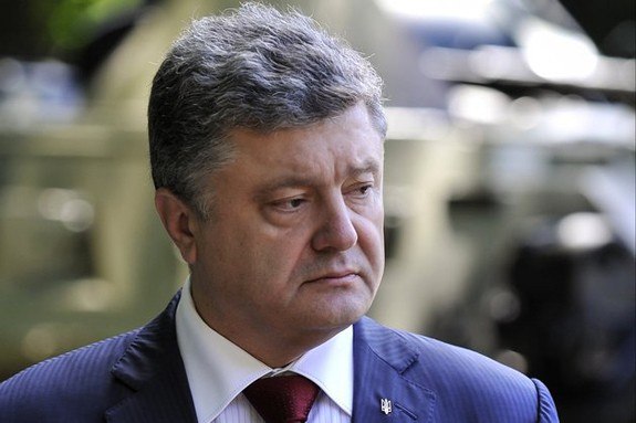 Титульная нация обвинила Порошенко в измене