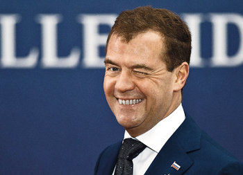 medvedev-sankcii-prostimulirovali-rossiyu-k-vzaimodeystviyu-s-aziey