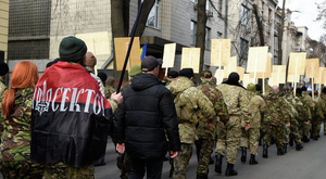 "Правый сектор" приостановил мобилизацию