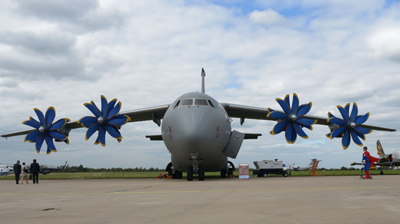 АН-70 исключили из госпрограммы