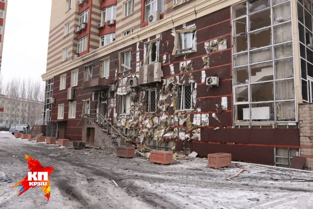 В ноябре Донецк начал оживать, и вот теперь он снова непривычно пуст.