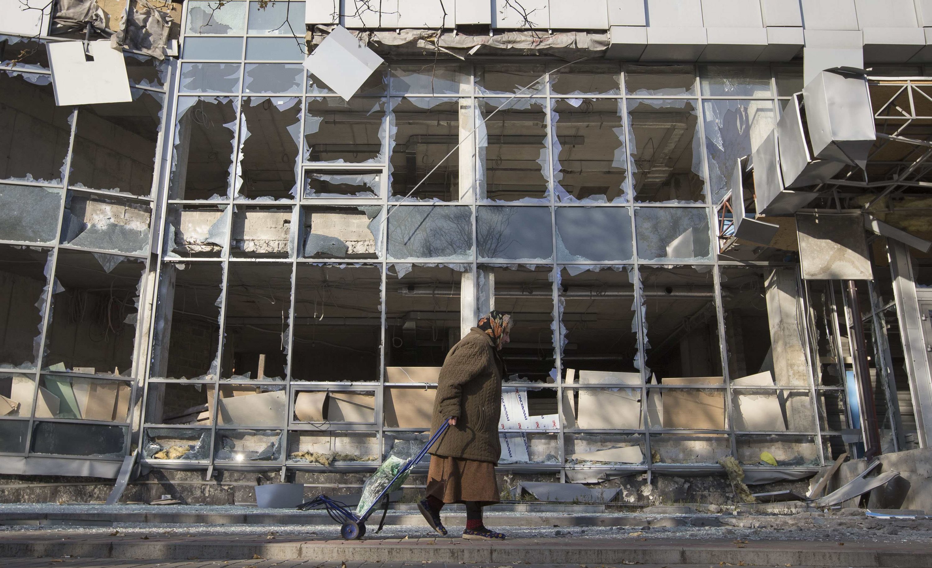 Фото восстановление донбасса